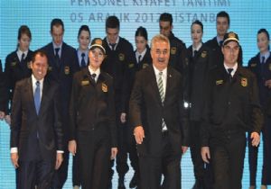 GÜMRÜKÇÜLERE YENİ ÜNİFORMA!